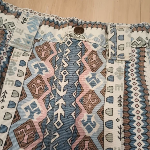 Backroad Blues Vinatge Aztec Skirt - Picture 3 of 6